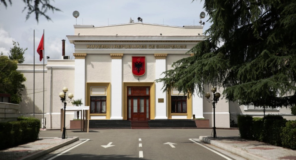 Projektbuxheti 2023, Kuvendi dhe qarku i Beratit kerkese per fonde shtese
